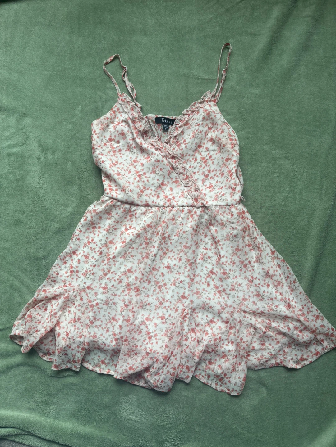 Clothing Bundle - photo 4