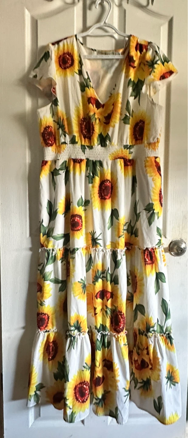 Sunflower Print Tiered Maxi Dress