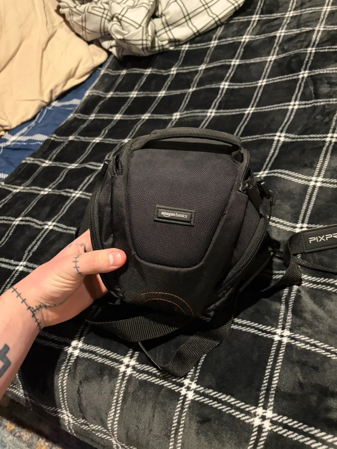 Kodak Digital Camera + Camera Bag and Memory Card - photo 5
