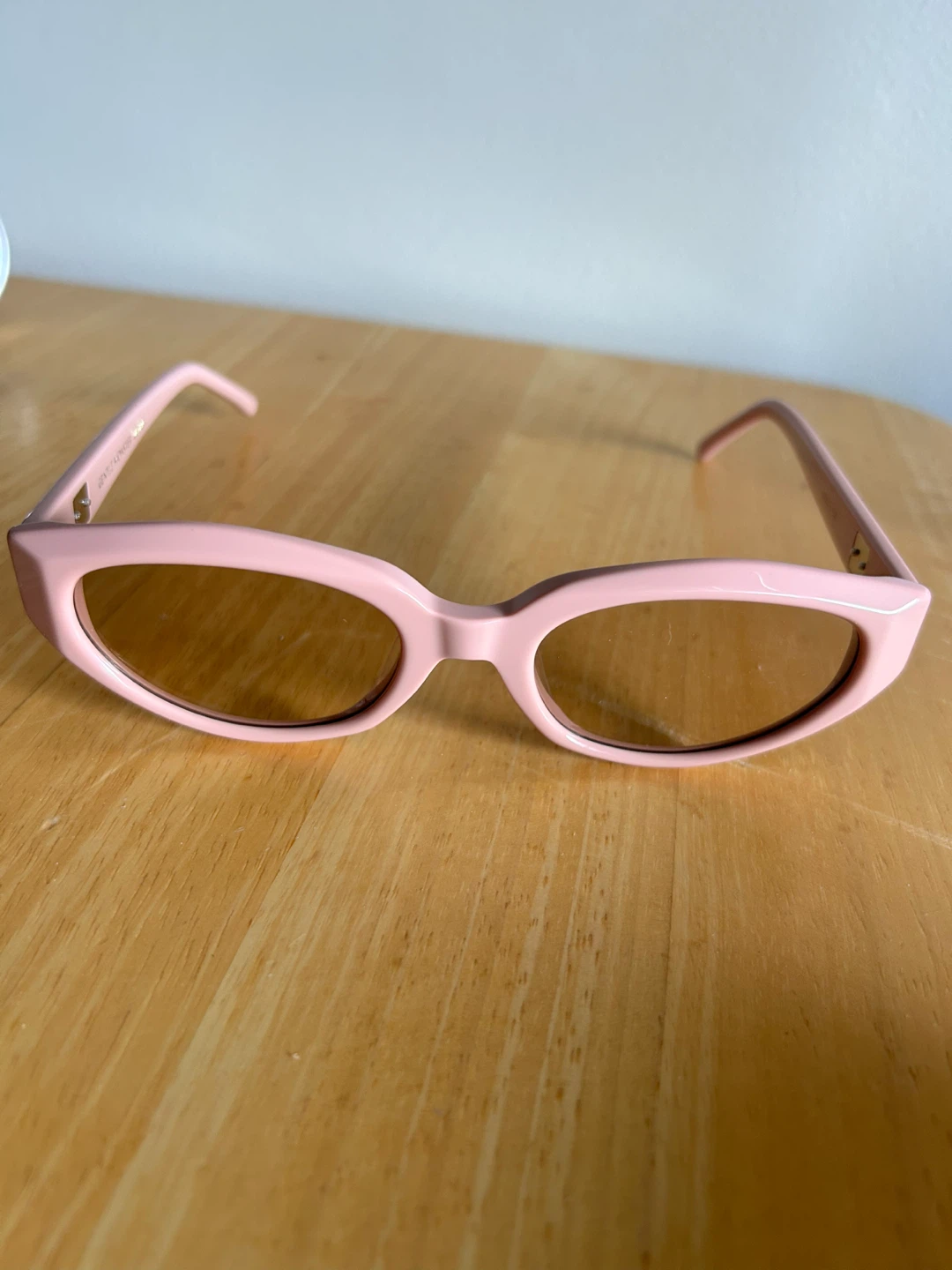 Gentle Monster Jennie Pink Cat-Eye Sunglasses