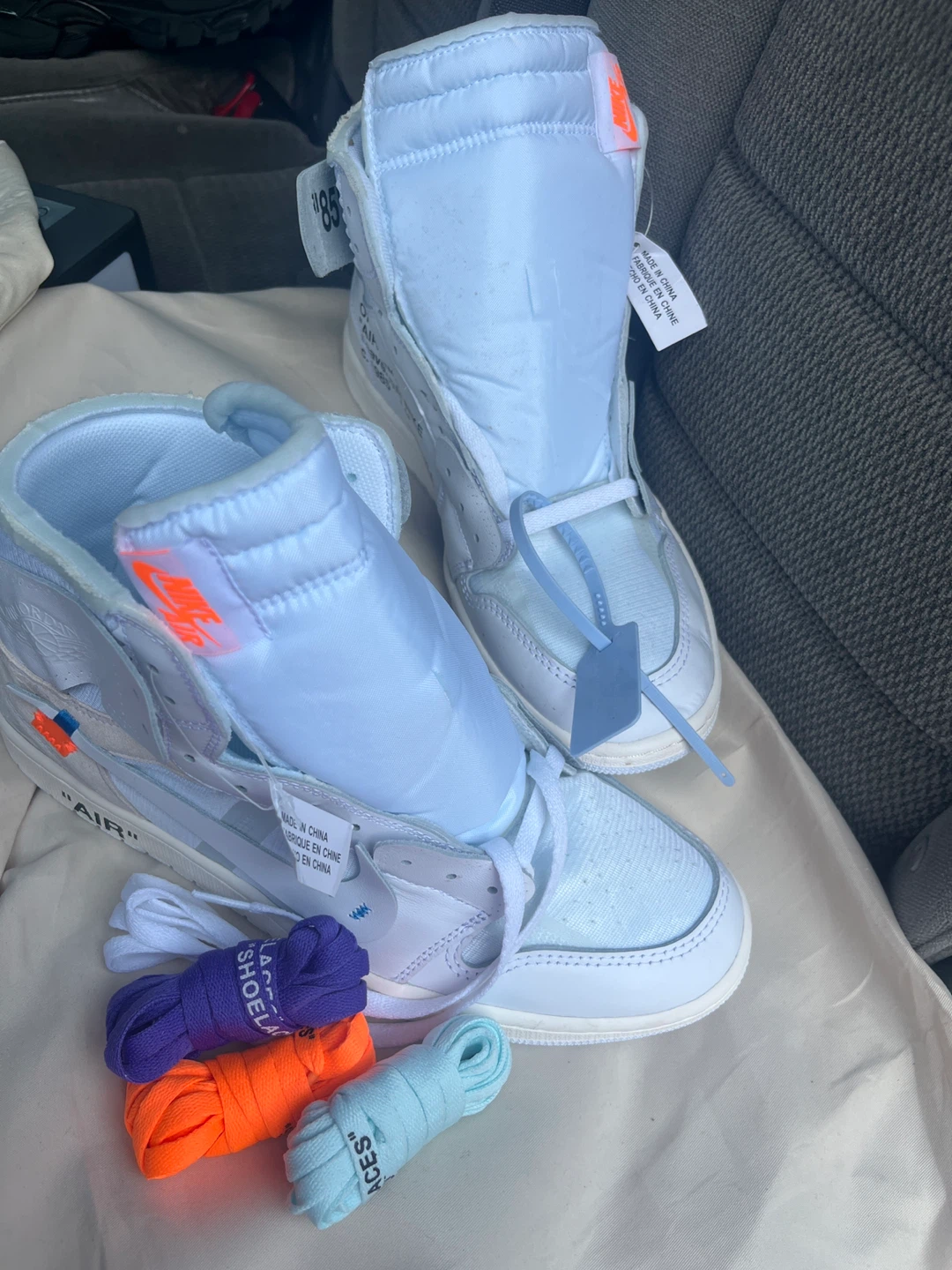 Air Jordan 1 Off-White "The Ten" Sneakers