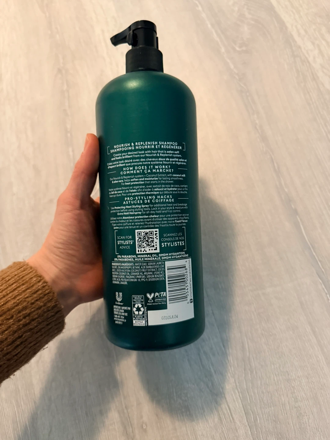TRESemmé Botanique Nourish & Replenish Shampoo - Moving out sale - photo 2