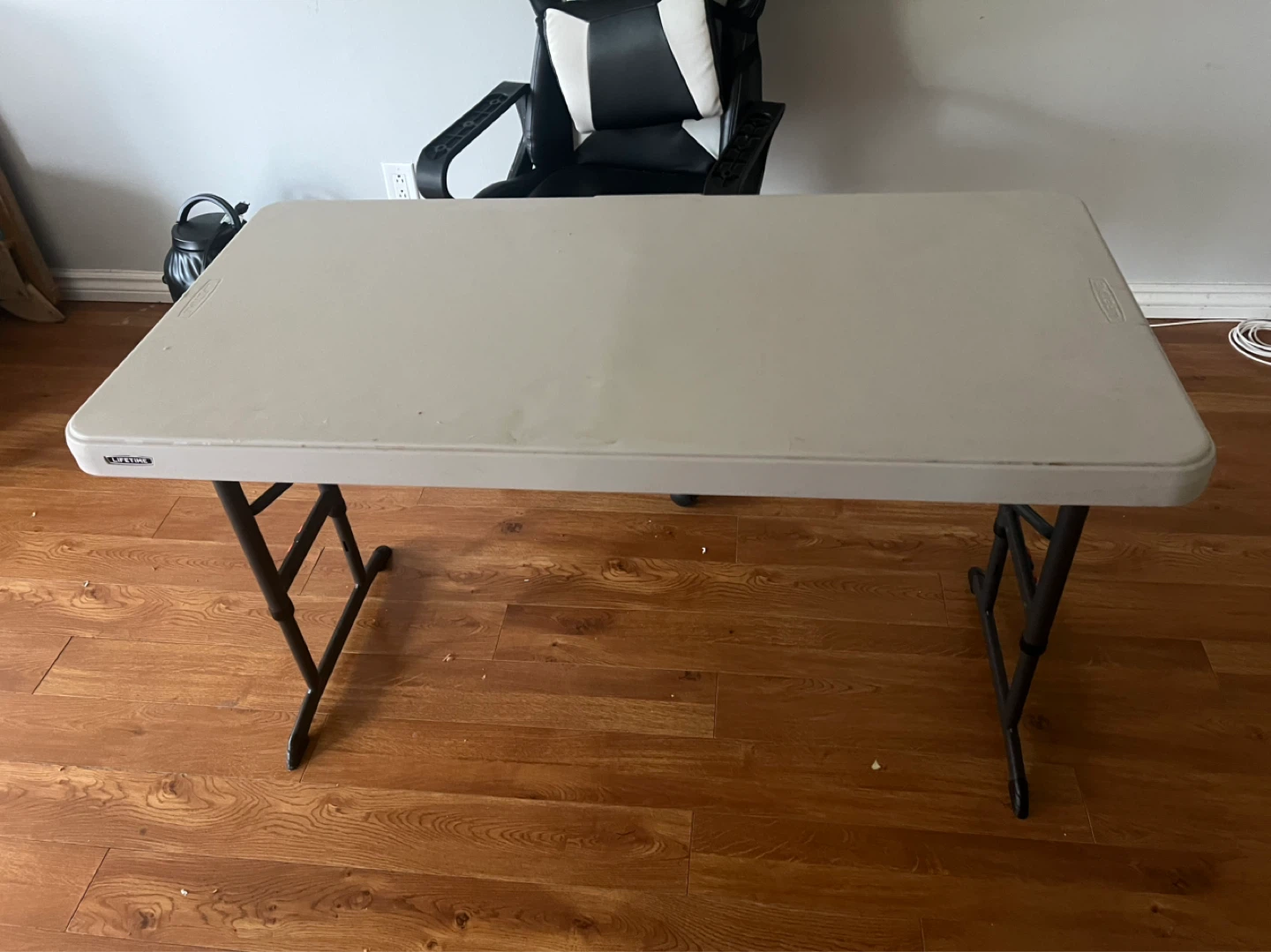 Lifetime Folding Table - photo 2