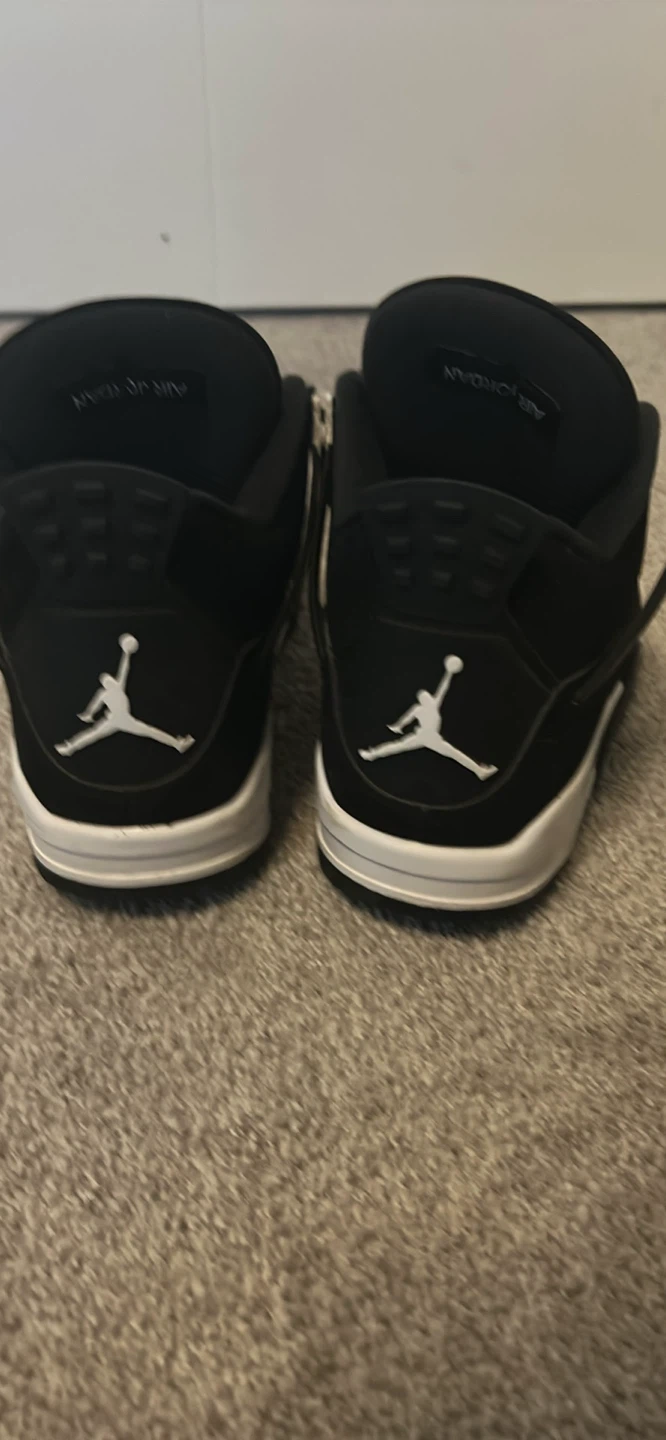 Air Jordan 4 white thunders size 9 - photo 4