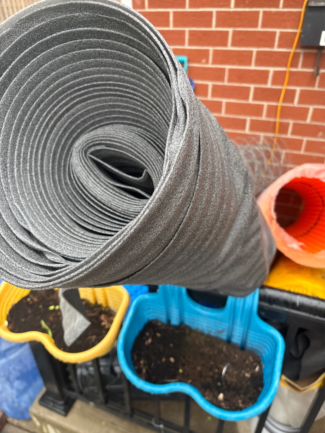 70’ Rolled Grey Foam flooring underlay - photo 2