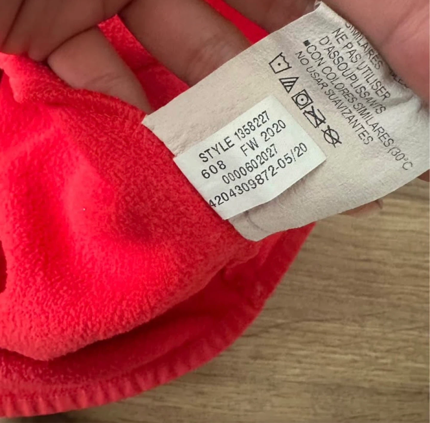 Under Armour Red Hoodie - photo 2
