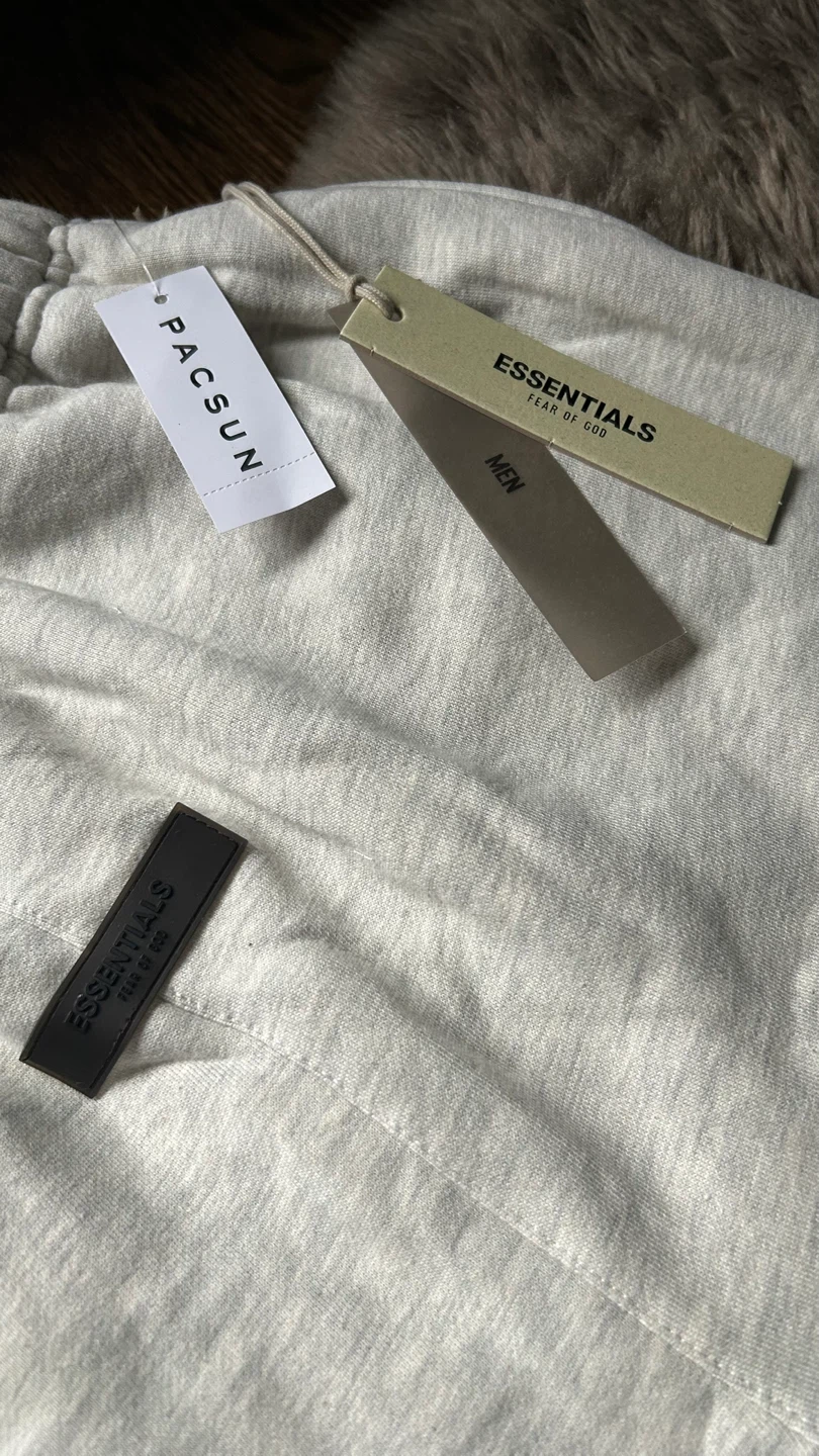 ESSENTIALS Light Oatmeal Fear of God Men's shorts - photo 4