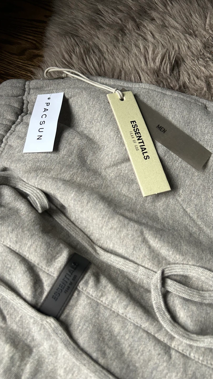 ESSENTIALS Dark Oatmeal Fear of God Shorts - photo 4
