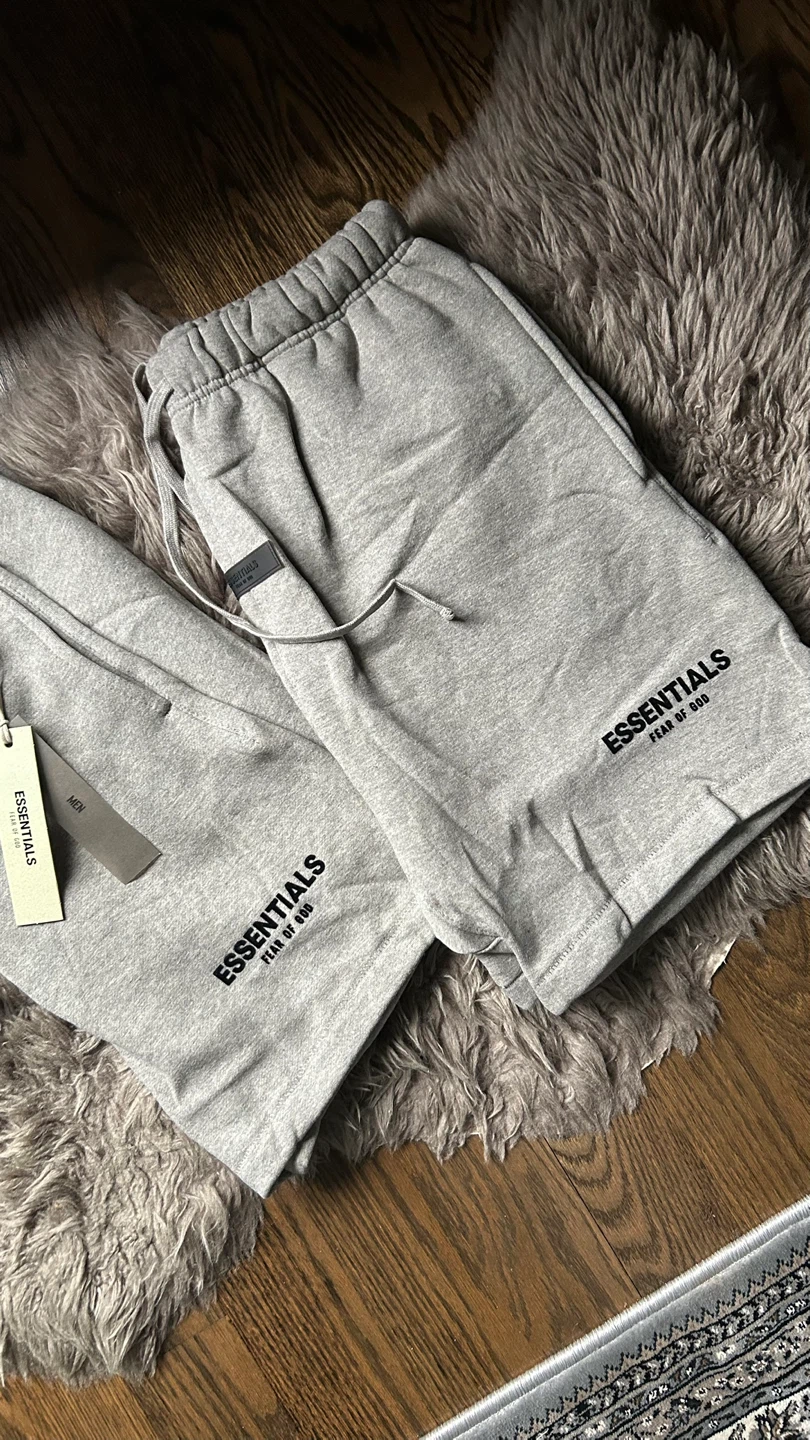 ESSENTIALS Dark Oatmeal Fear of God Shorts
