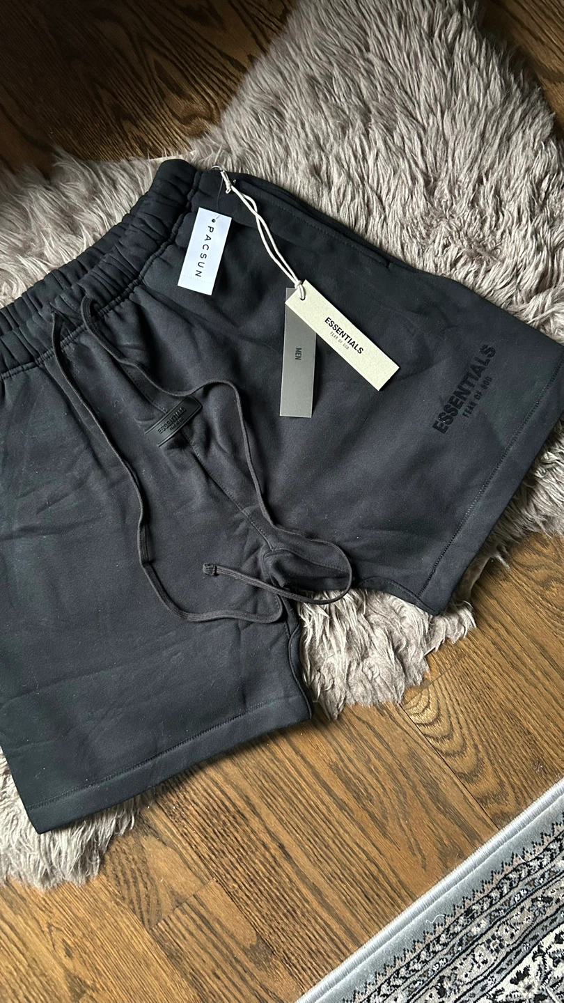 Fear of God Essentials Sweat Shorts Black - photo 2