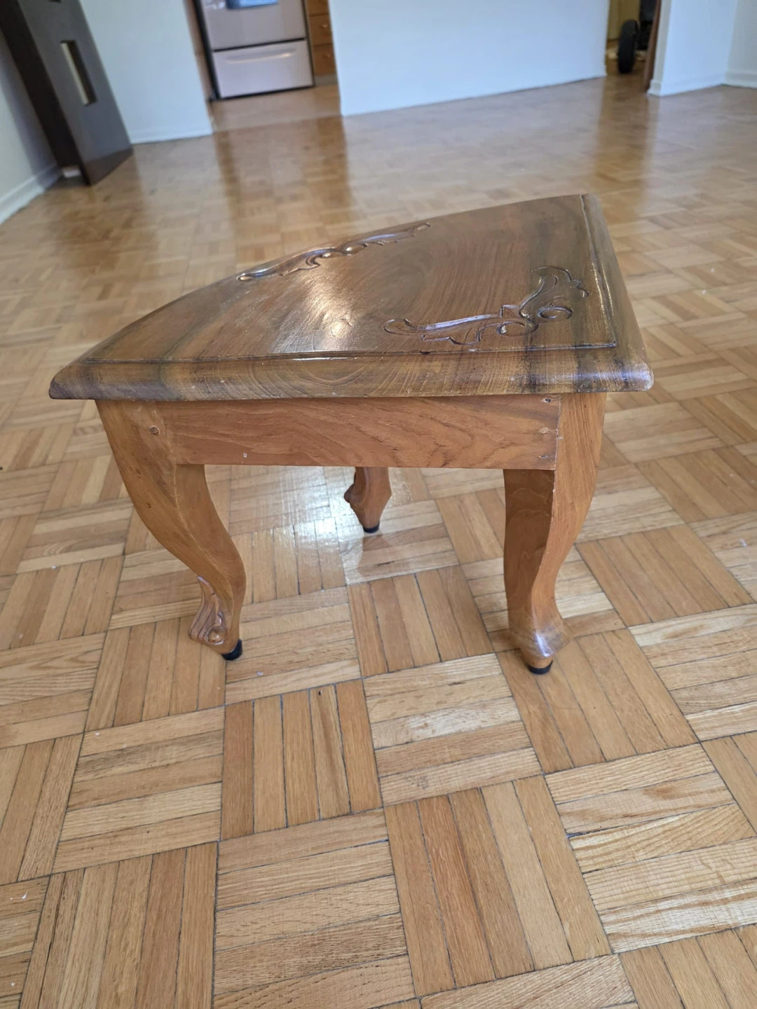 Vintage Wooden Corner Table with Carved Details - photo 3