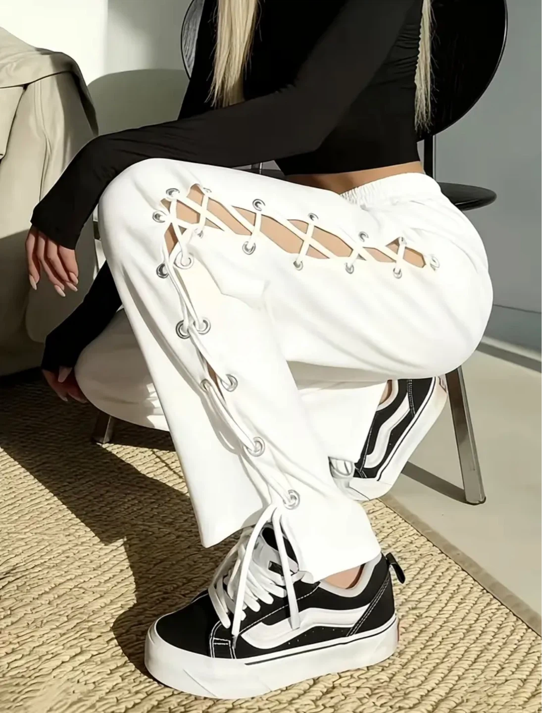 New Women's White Sweatpants - photo 4