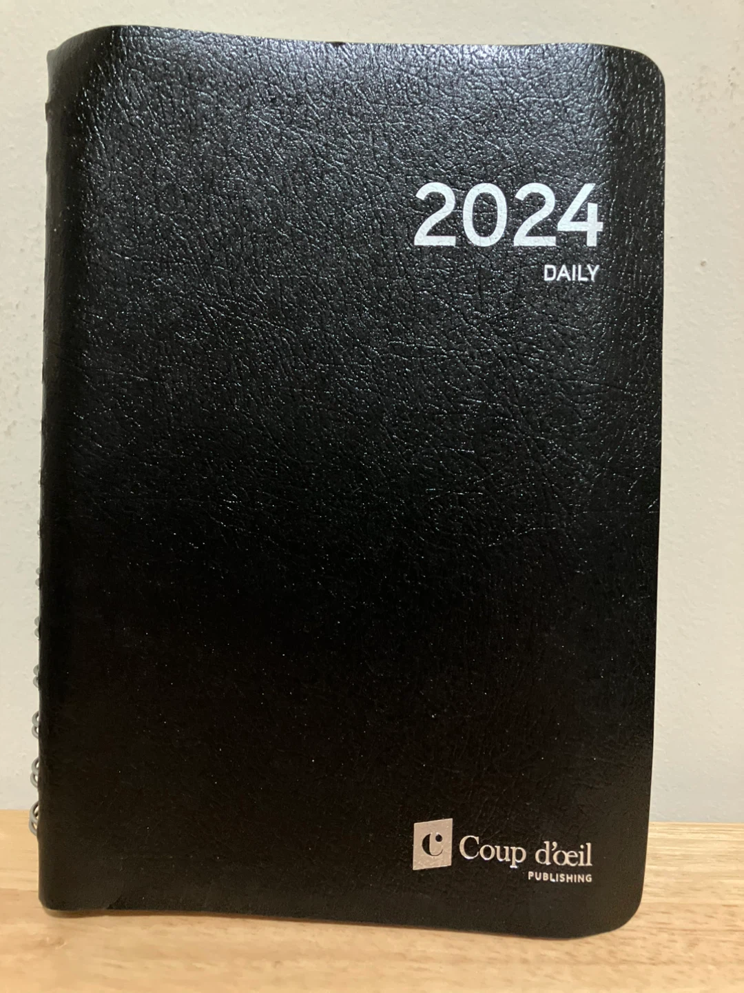 2024 Daily Planner - Coup d'oeil Publishing