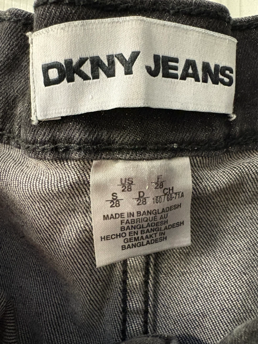 DKNY Jeans Women's Black Denim Cargo Pants Size 28 - photo 2