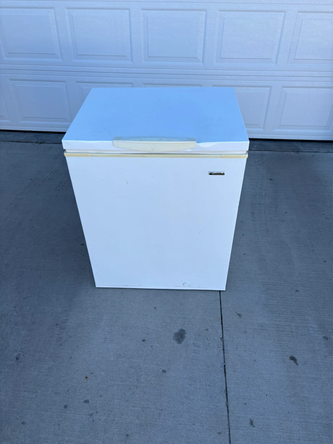 Kenmore White Chest Freezer.  FREE DELIVERY