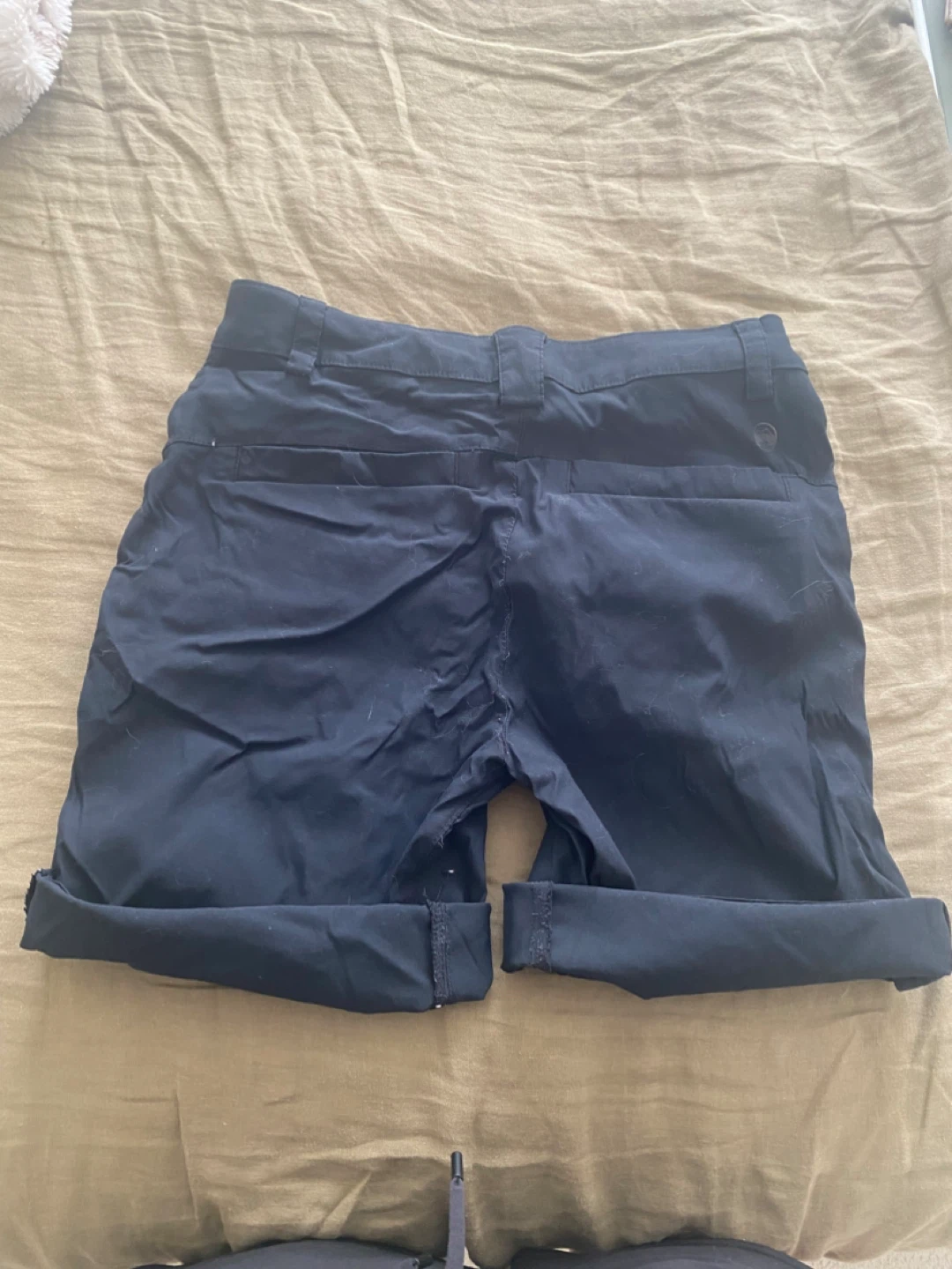 Women’s Wind River Black Zipper Pocket Shorts - photo 2