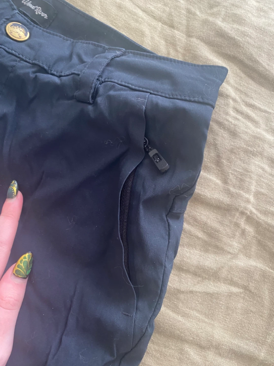 Women’s Wind River Black Zipper Pocket Shorts - photo 3