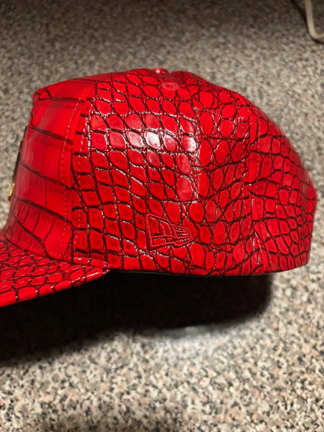 New Era Red Crocodile Print Baseball Cap - photo 2