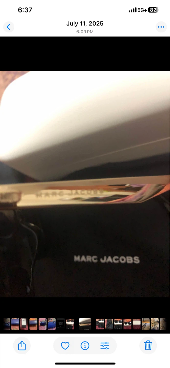 Marc Jacobs Sunglasses with Case and Pouch - photo 2