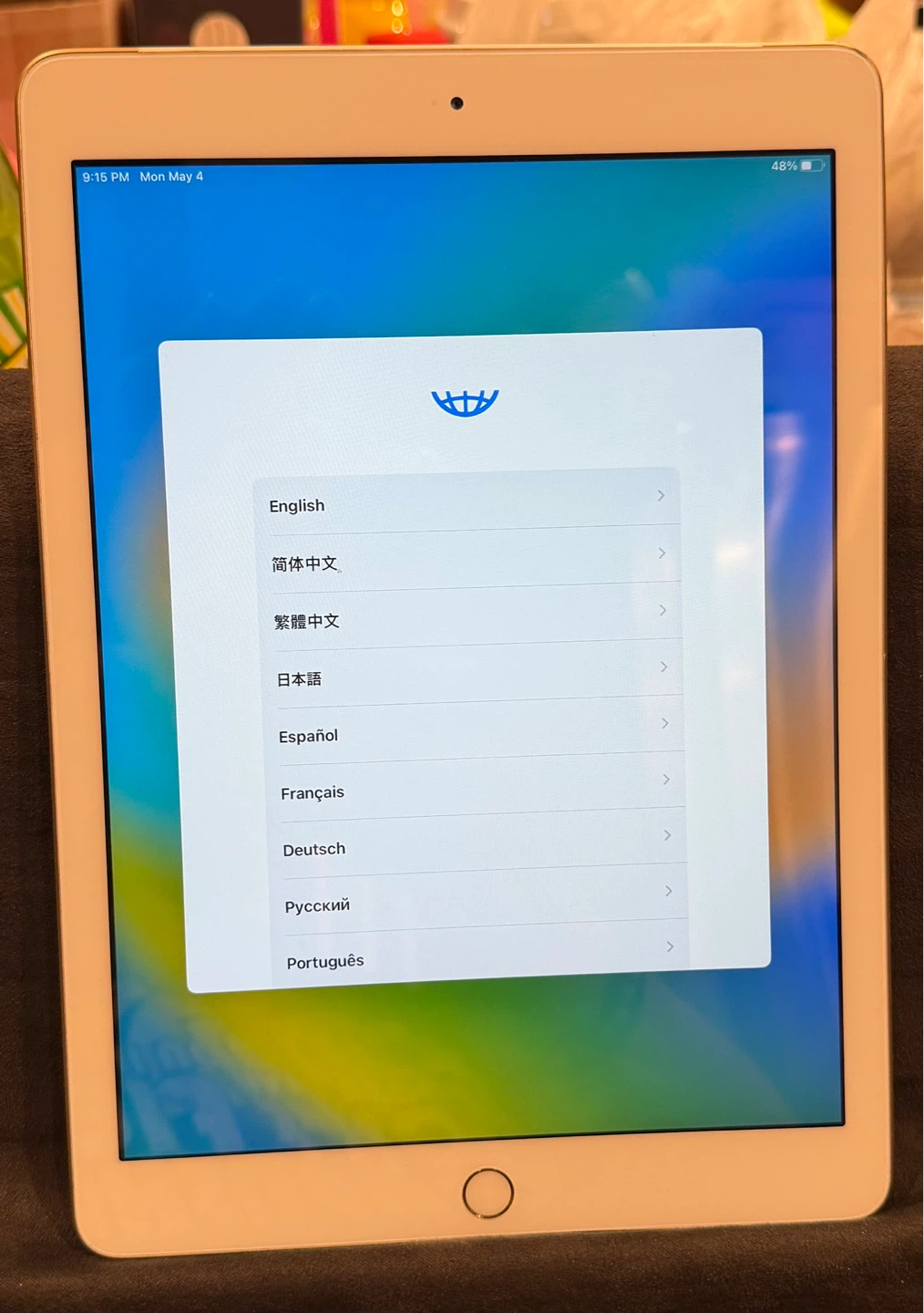 Apple iPad (Gold) - photo 3
