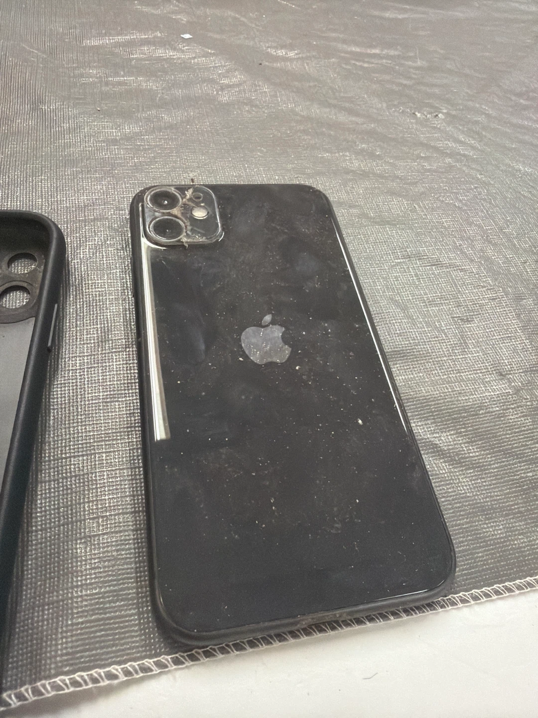 Apple iPhone 11 (Black) - photo 3