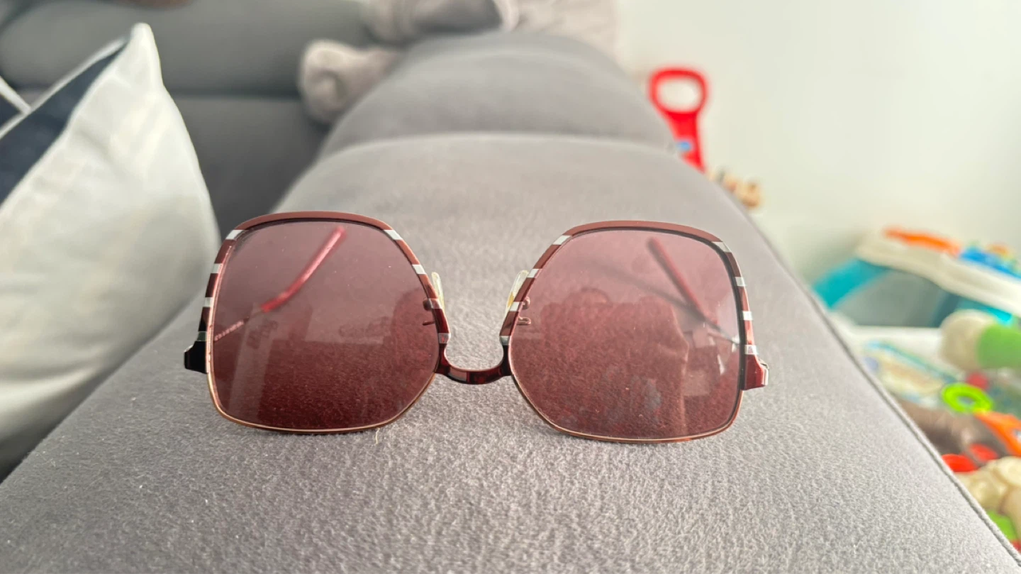Women's Sunglasses - Burgundy