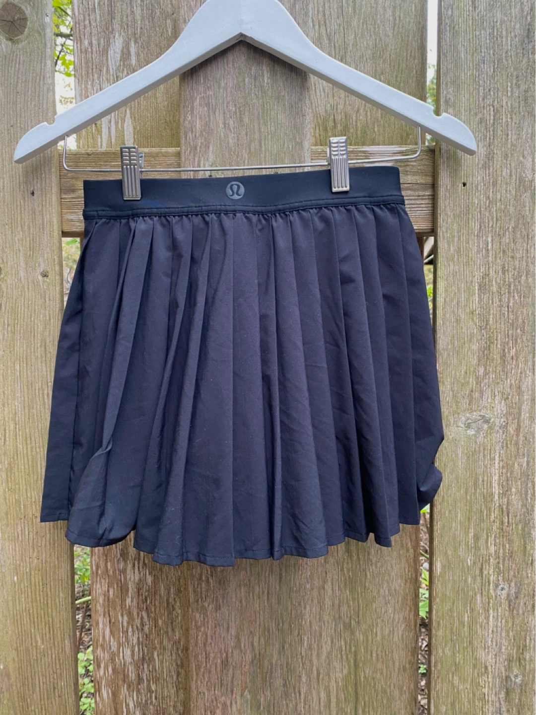 Lululemon Black Pleated Skirt - photo 2