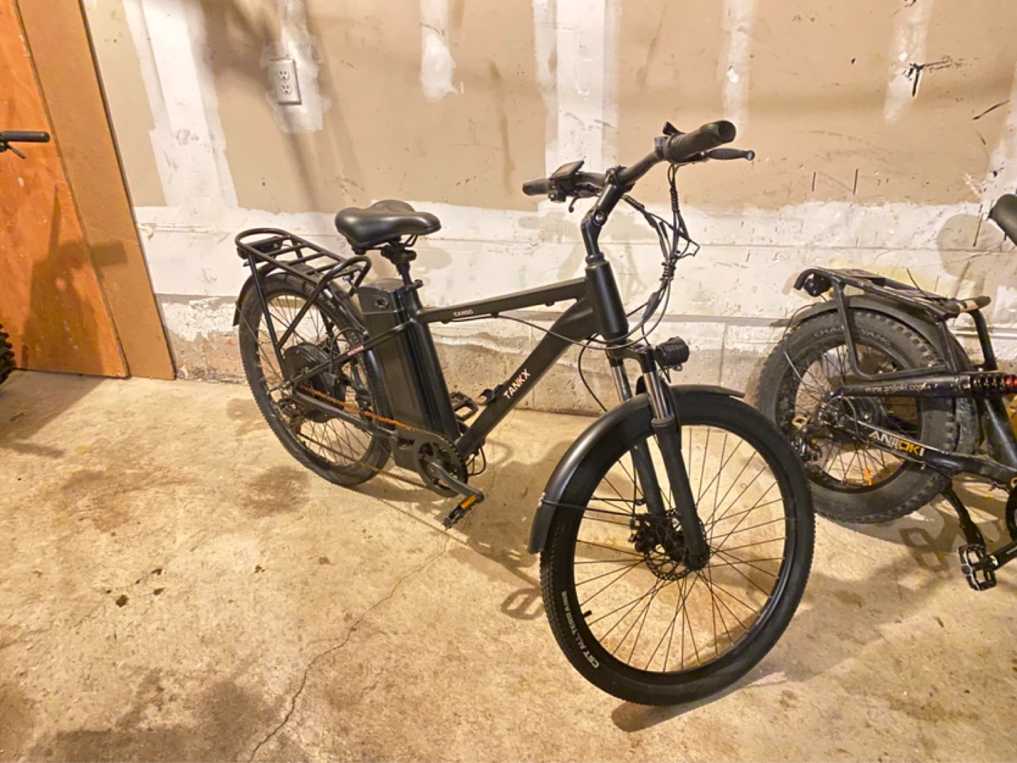 TANXX Electric Cargo Bike - photo 2