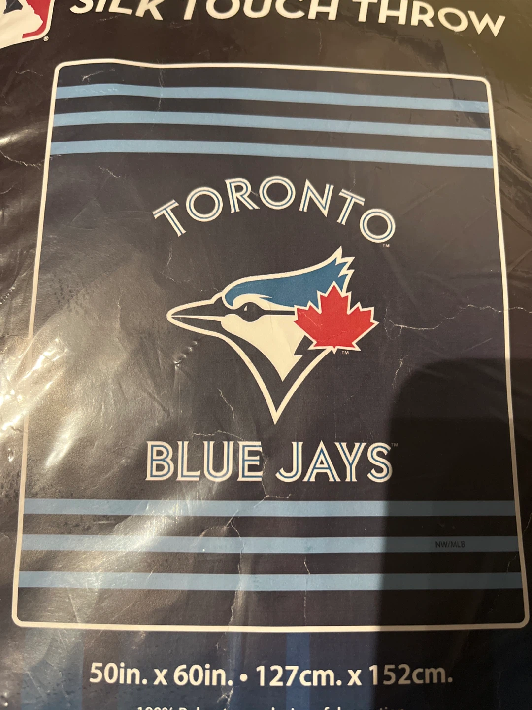 New -Toronto Blue Jays Silk Touch Throw - photo 4