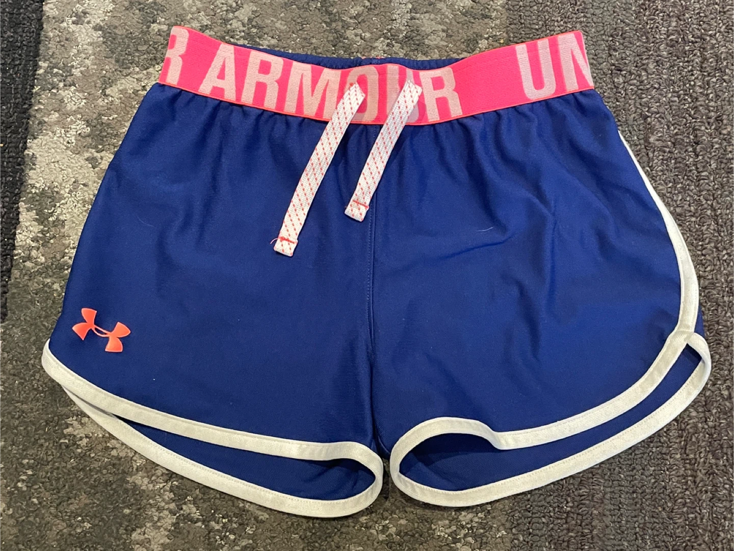 Kid Shorts - size M