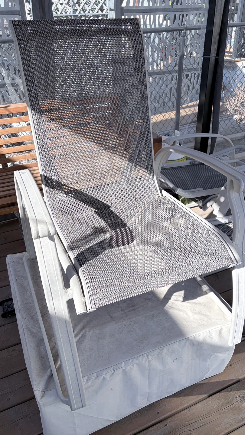 Grey Mesh Chaise Lounge Chair - photo 2