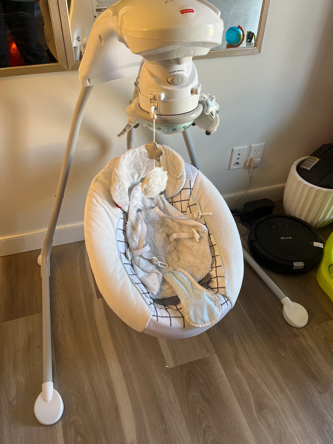 Fisher-Price Baby Swing - photo 2