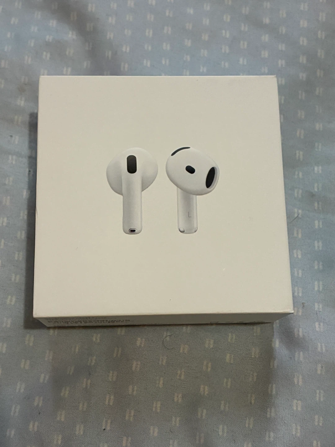 Apple AirPods 4