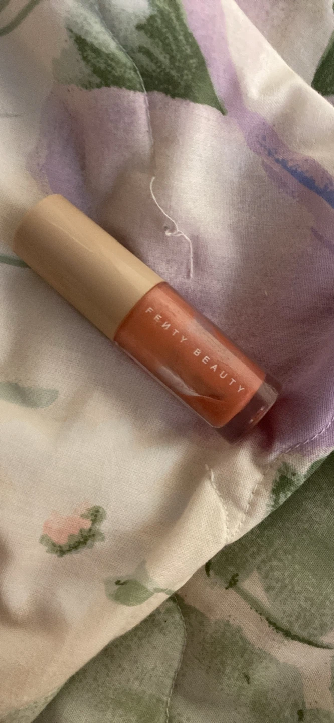 Fenty Beauty Gloss Bomb Cream Lip Luminizer