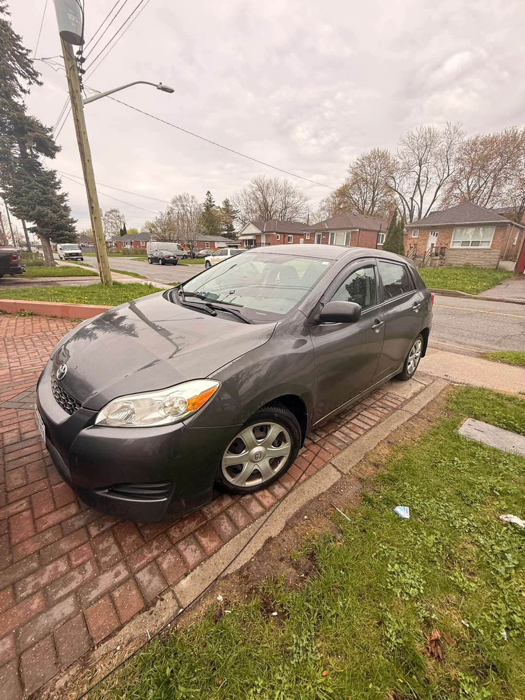 2010 Toyota Matrix Gray