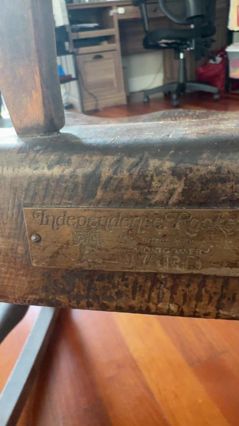 Vintage Independence Rocker