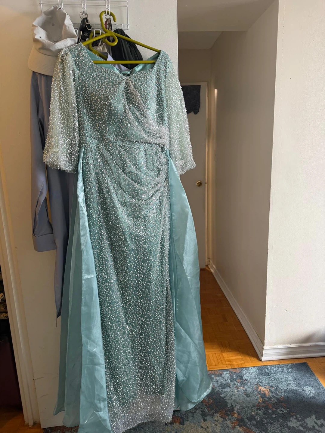 Mint Green Embellished Gown - photo 2