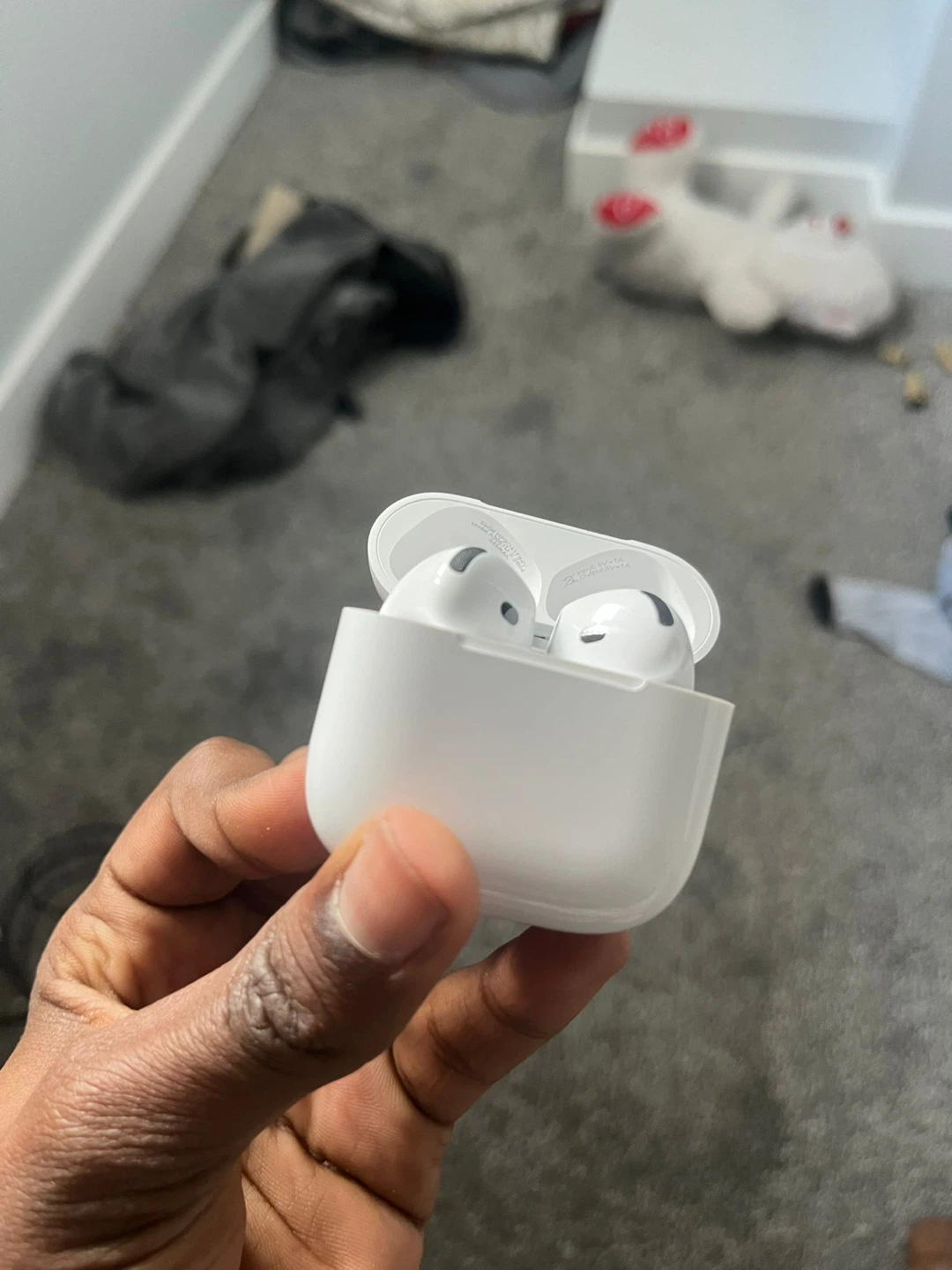 Apple AirPods 4 with Active Noise Cancellation - photo 3