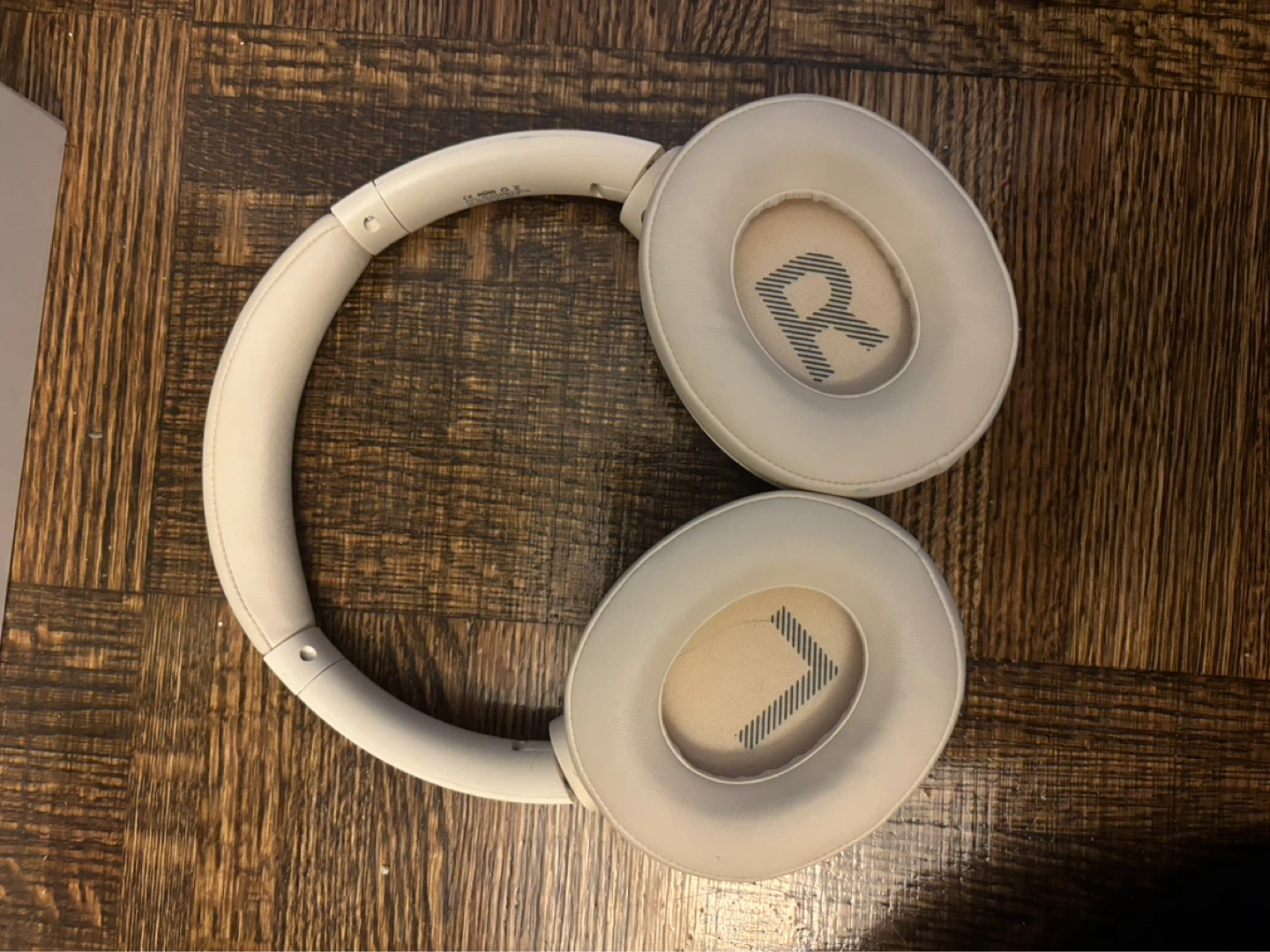 LORELEI Over-Ear Headphones