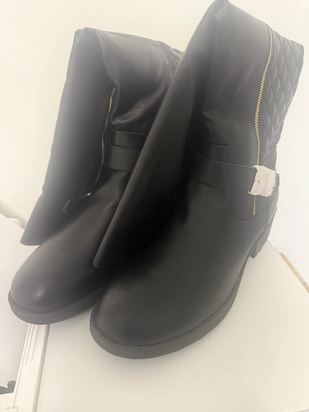 Dream Pairs Black Quilted Riding Boots - Size 12