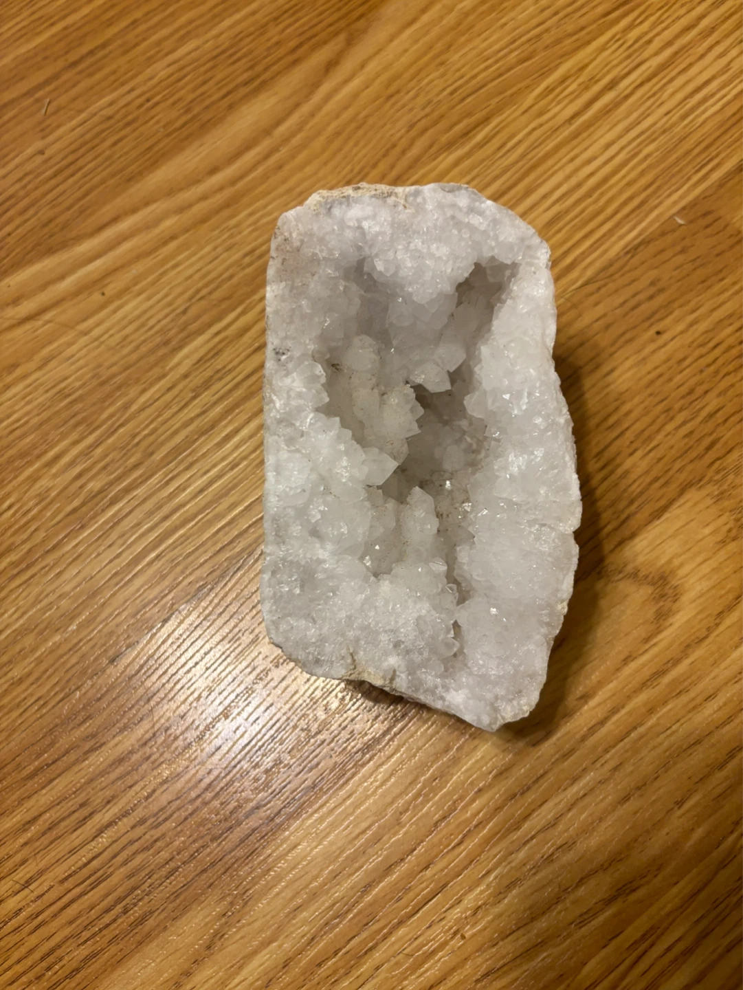 Raw Geode Crystal Cluster(white crystal)
