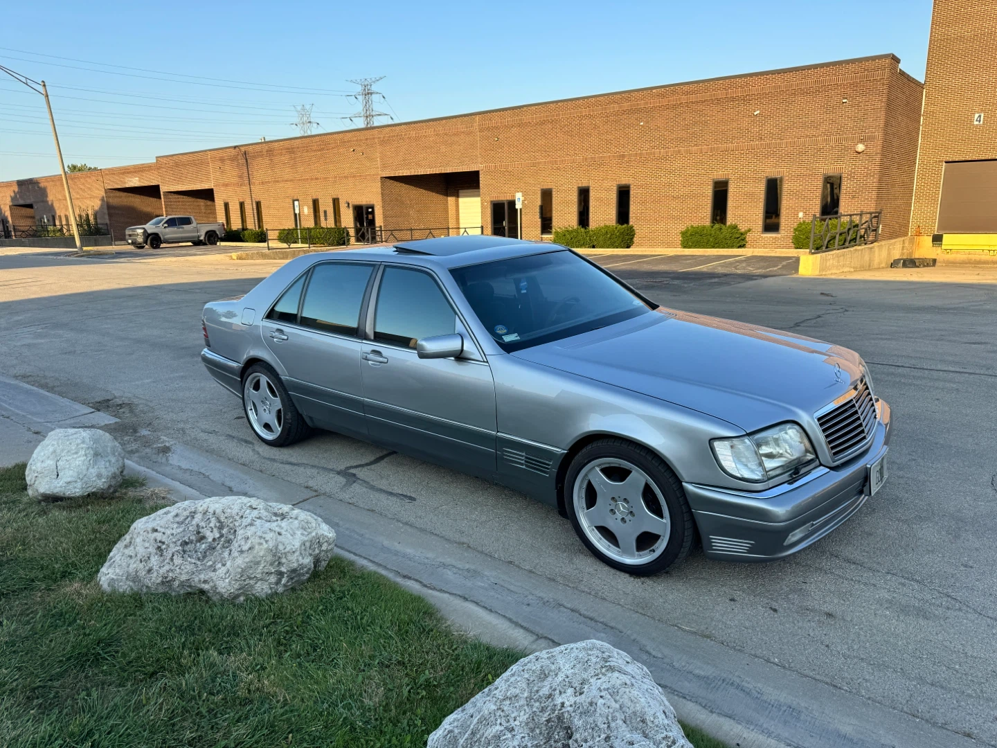Mercedes-Benz S-Class Sedan 1998 - photo 2