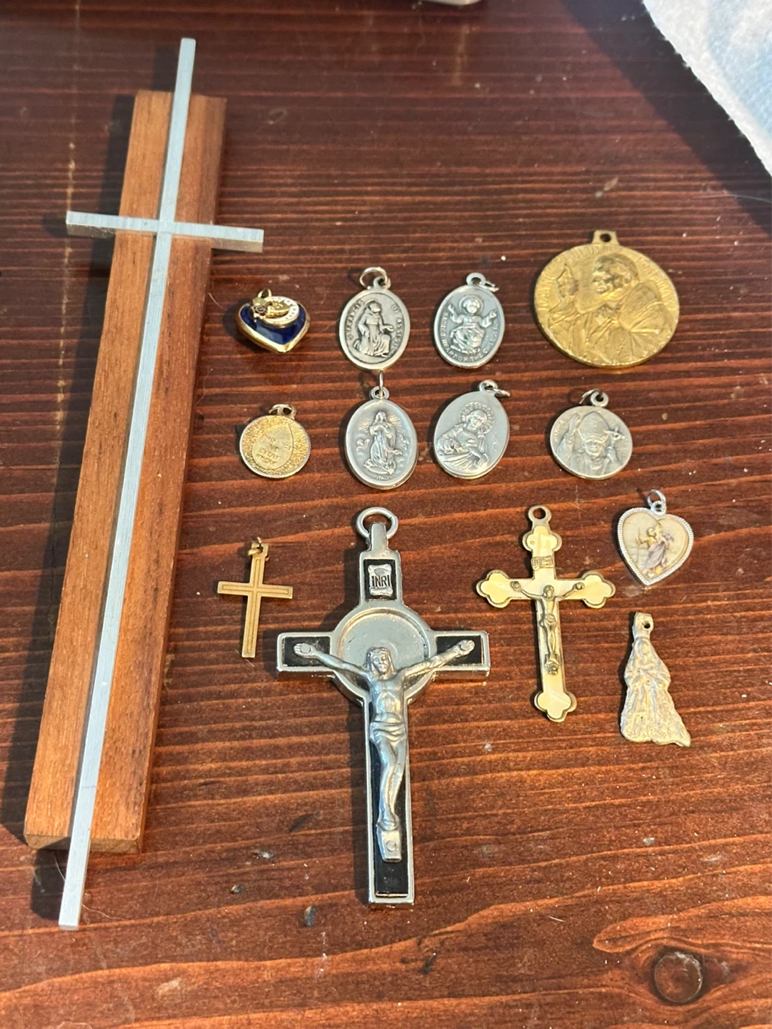 Vintage religious crucifix lot