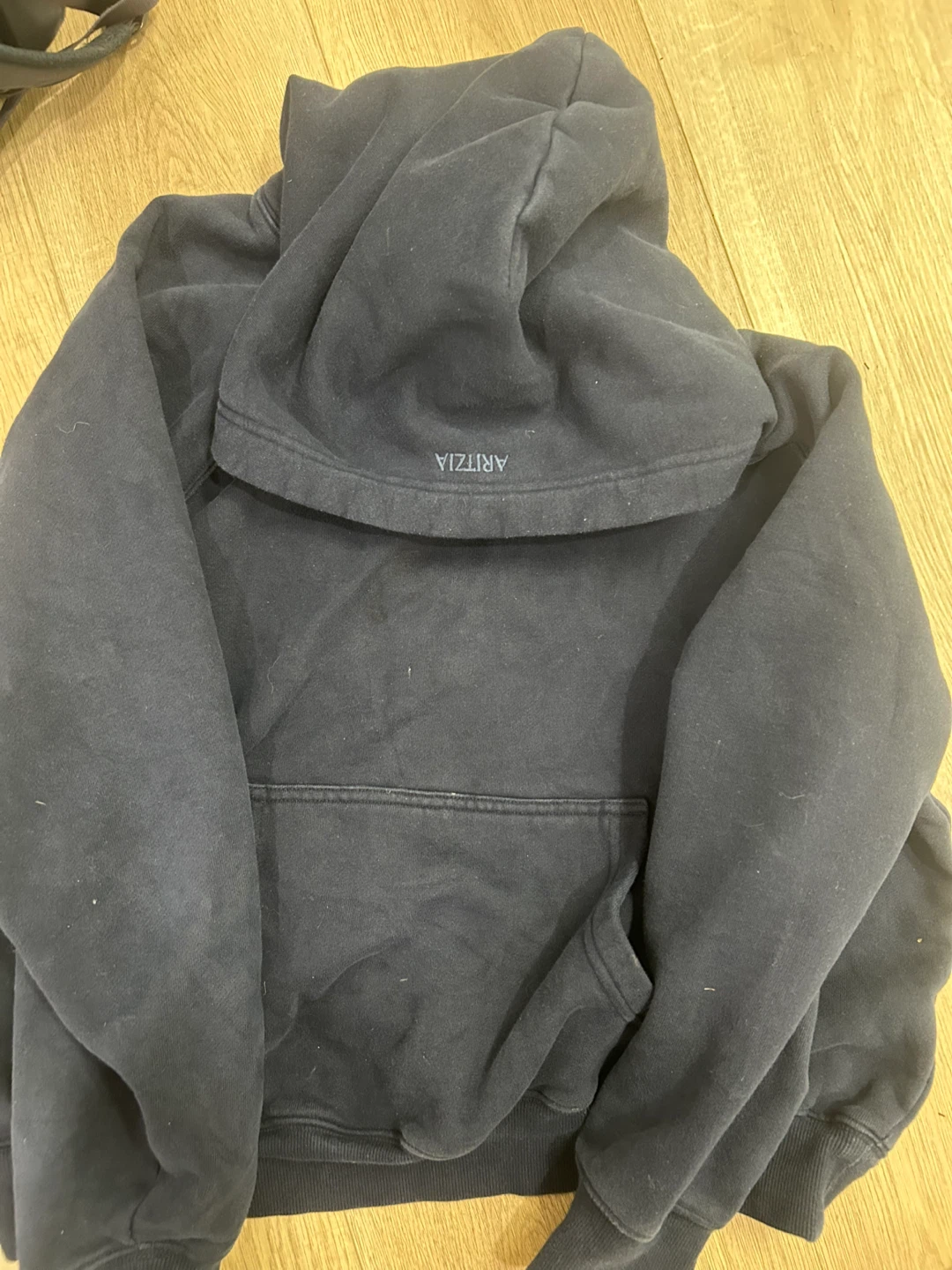 ARITZIA SWEATFLEECE Mega Fit Hoodie - Navy XS
