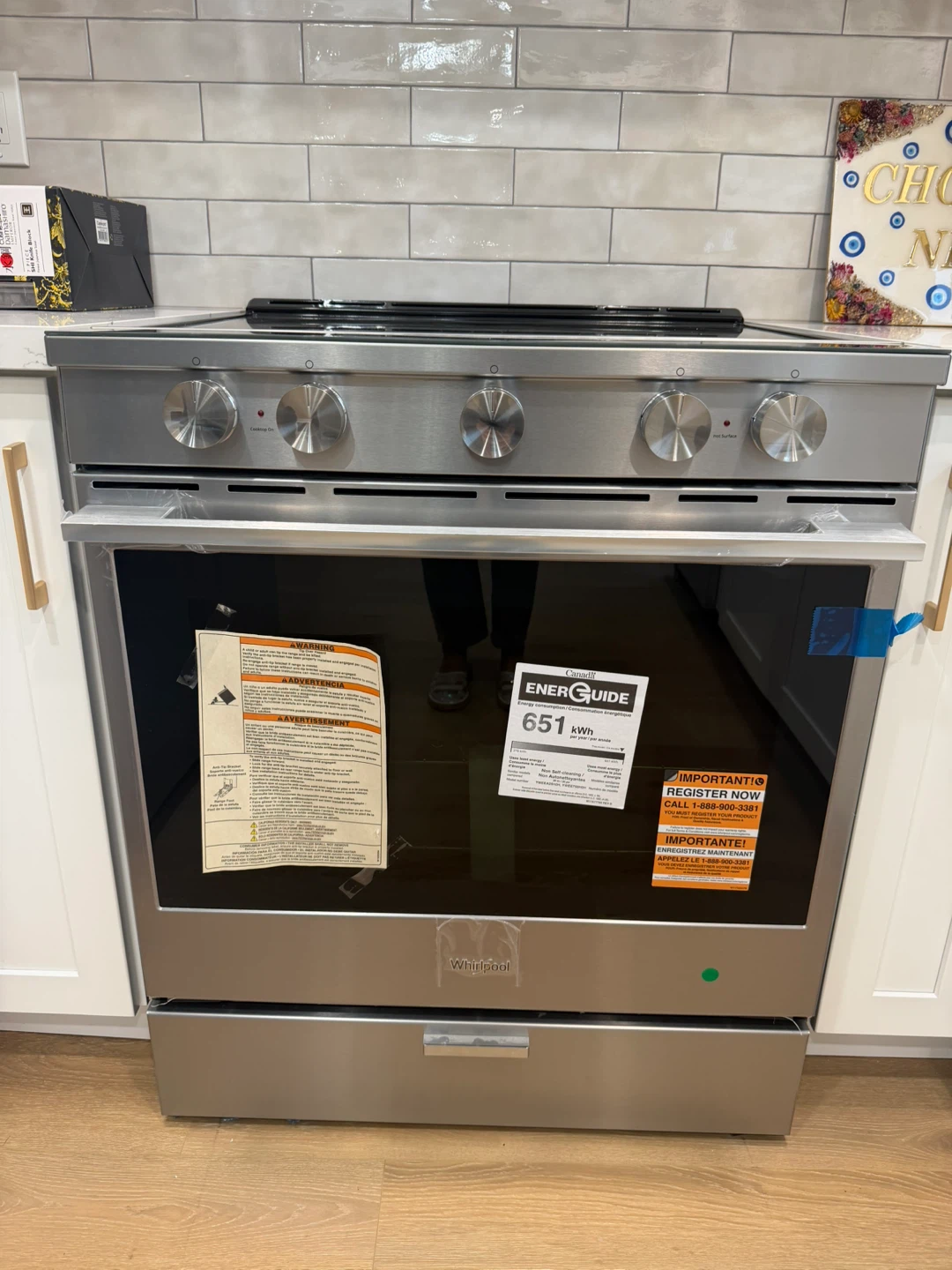 Whirlpool 5.3 cu ft Electric Range with Air Cooking Technology - photo 5