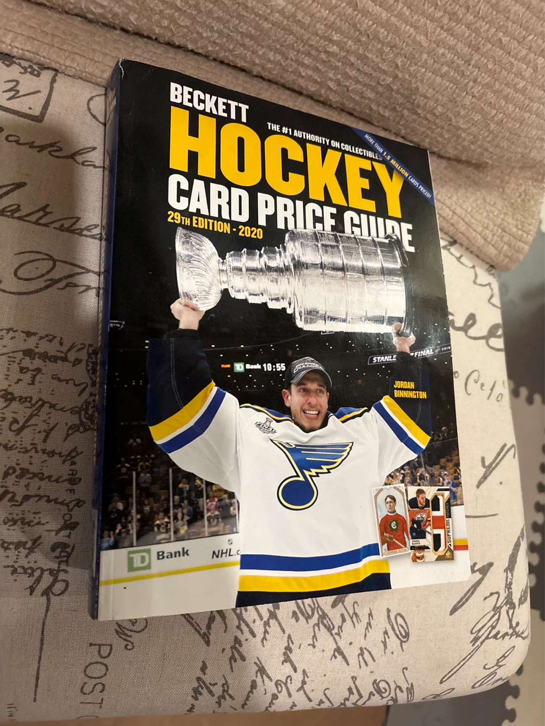 Beckett Hockey Card Price Guide 29th Edition - 2020