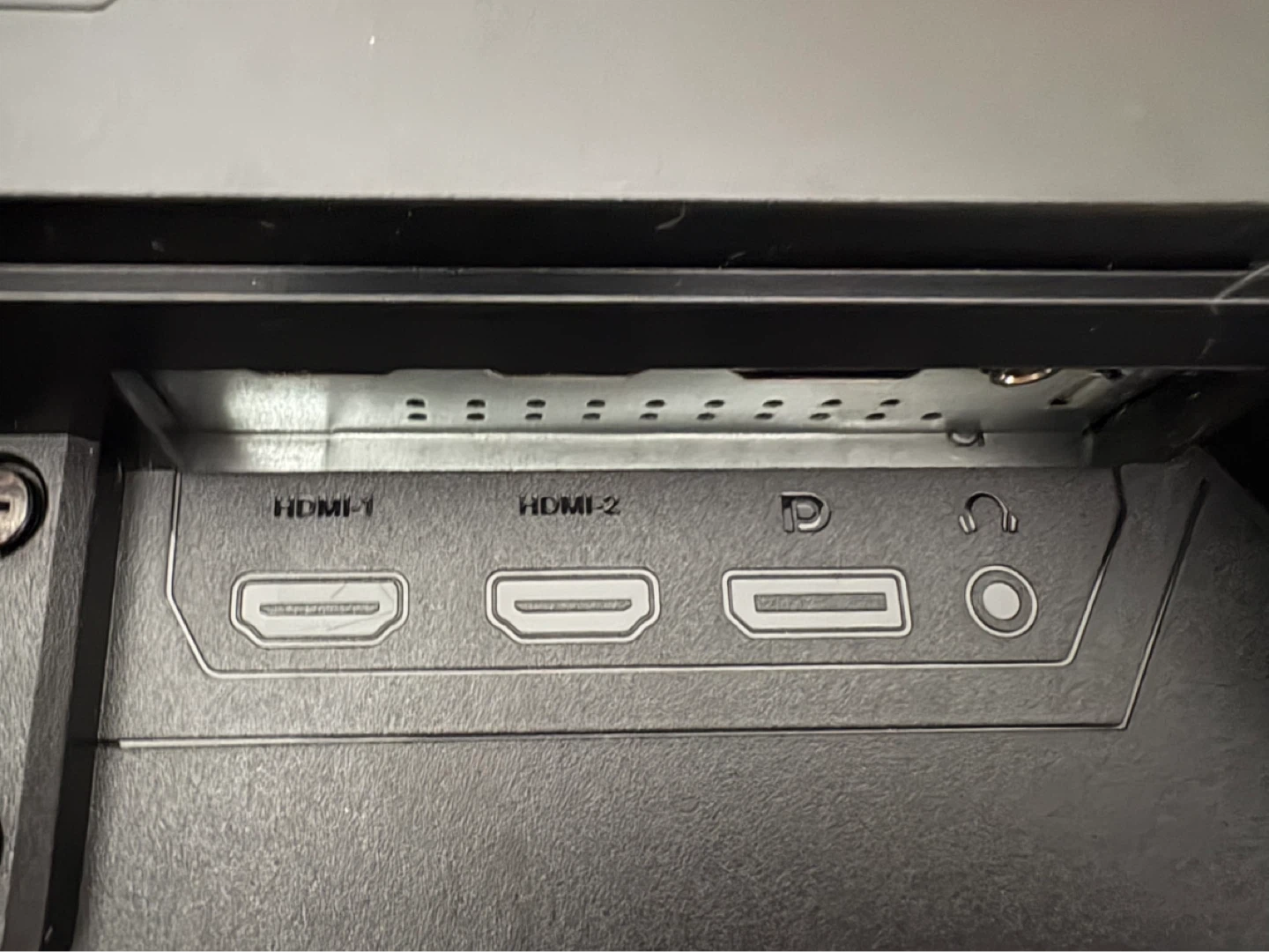 ASUS TUF Gaming Monitor - photo 5