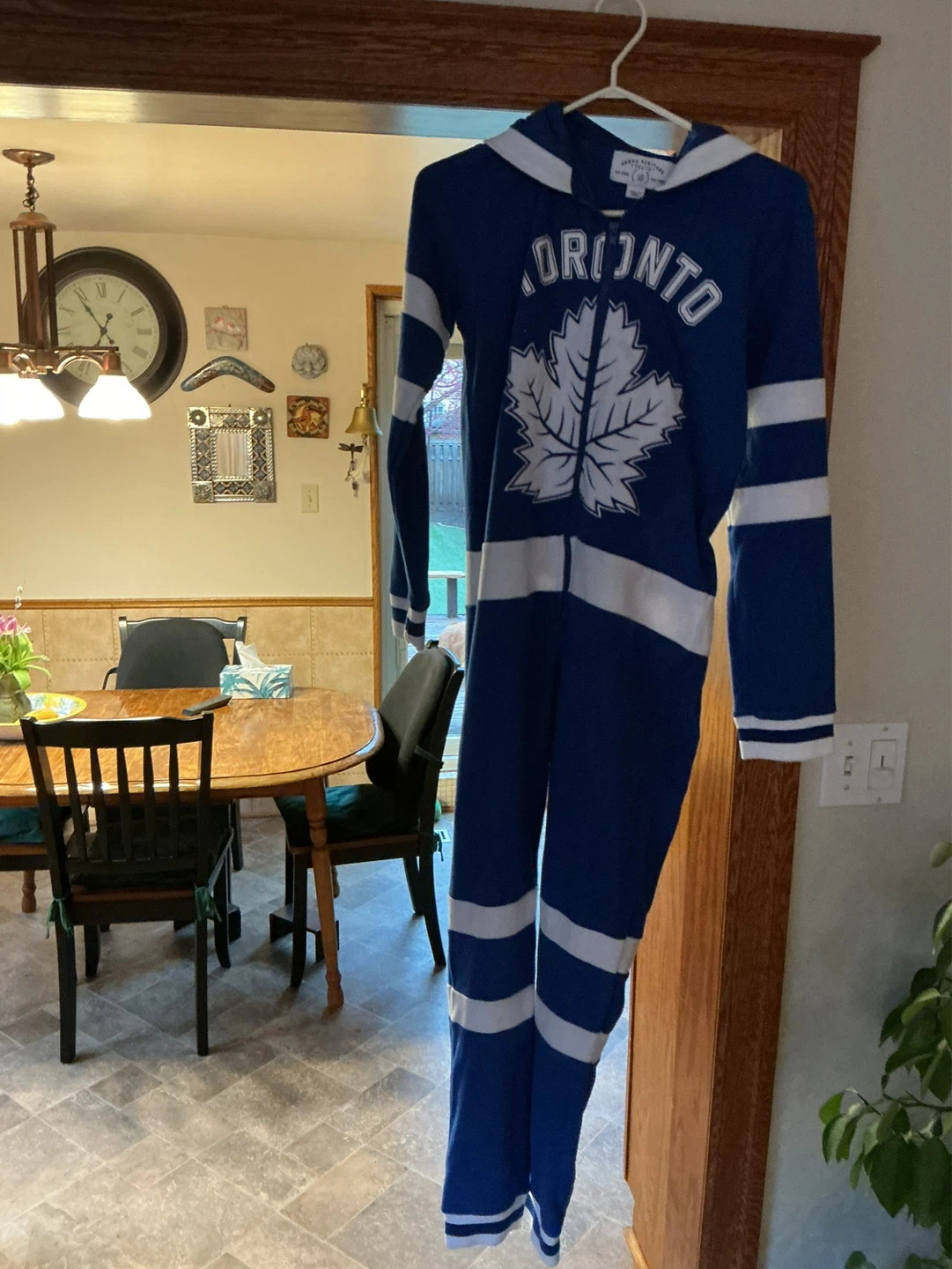 TORONTO MAPLE LEAFS Size LARGE ONE PIECE FULL LENGTH PYJAMAS