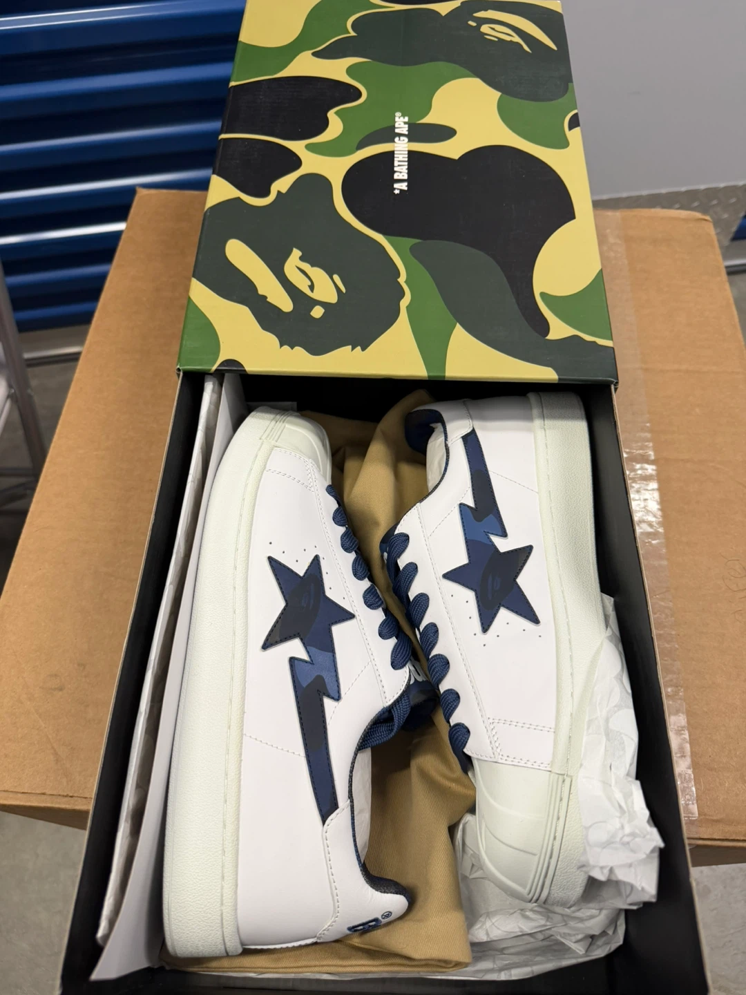 A BATHING APE® BAPE SK8 STA Low White Blue Camo