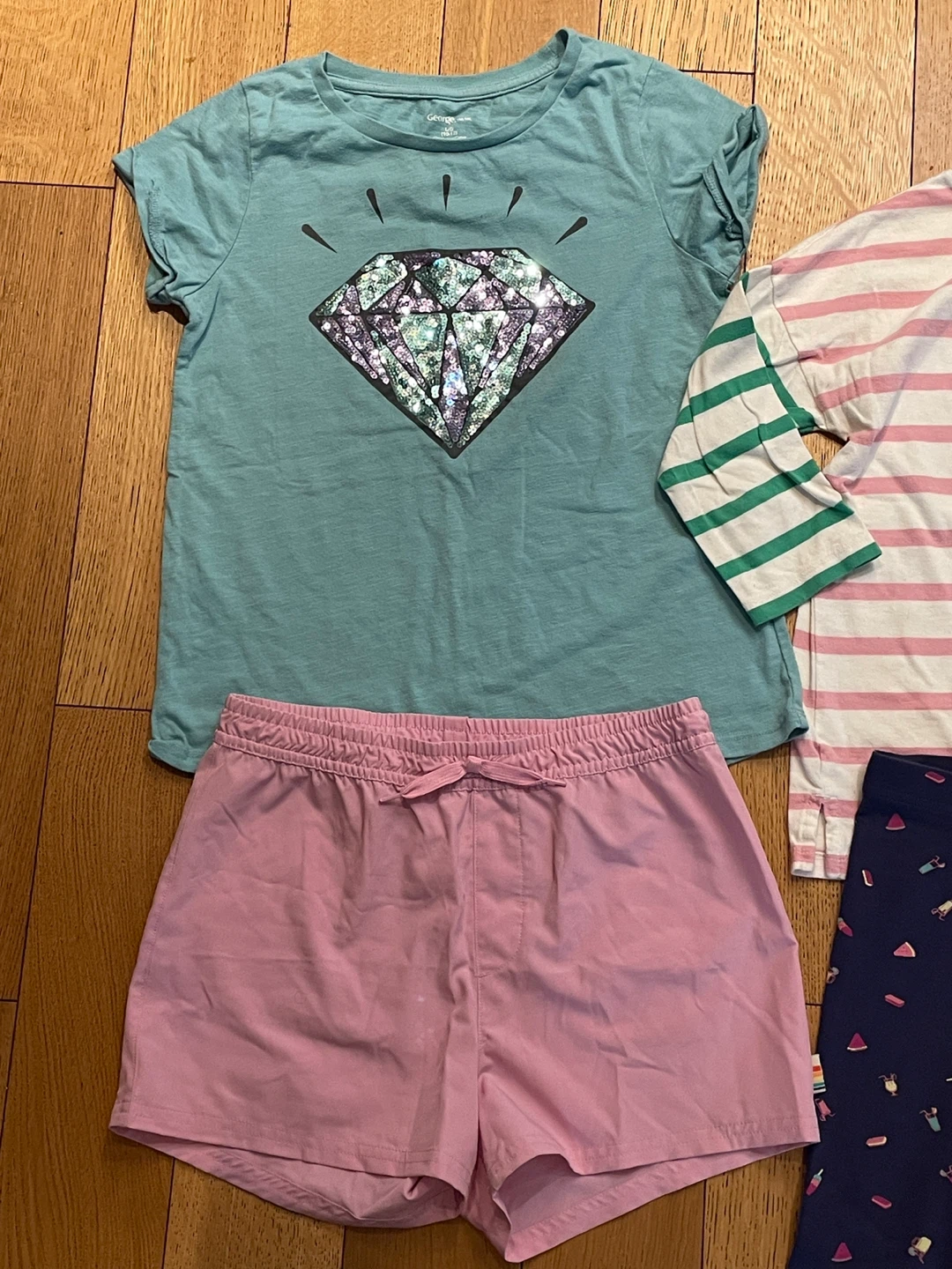 Kids summer outfit lot - photo 2